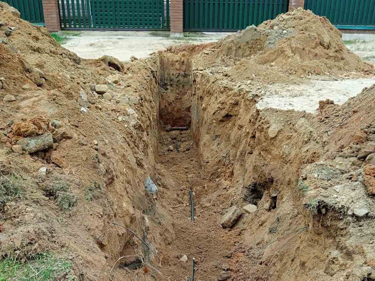 укладка газопровода-ввода в траншею